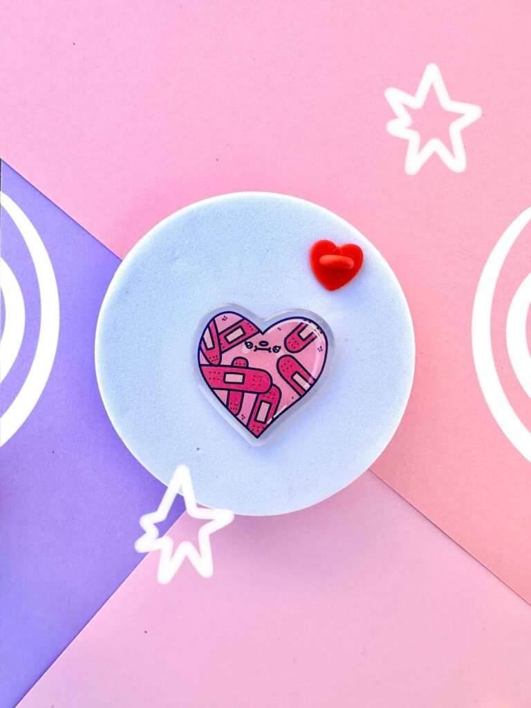 pin acrilico kawaii corazon