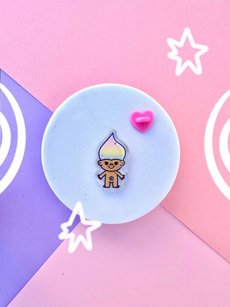 pin acrilico kawaii troll